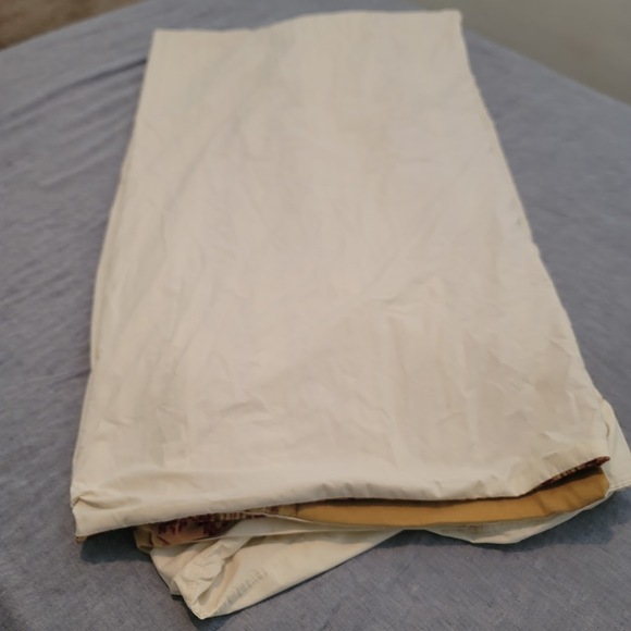 Regal burgundy Red & Gold Damask Stripe King Duvet Cover PRE-Owned - Picture 6 of 6